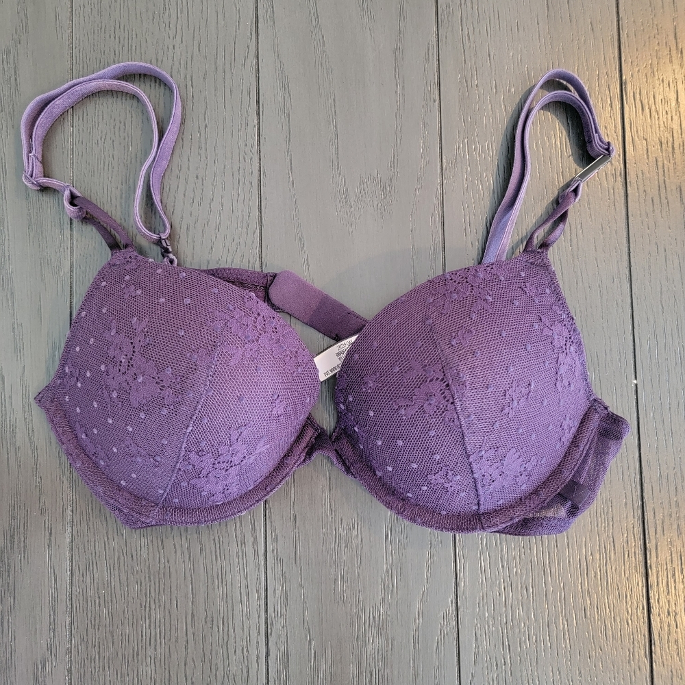NWT VICTORIA SECRET SEXY TEE PUSH-UP BRA ALL 34B